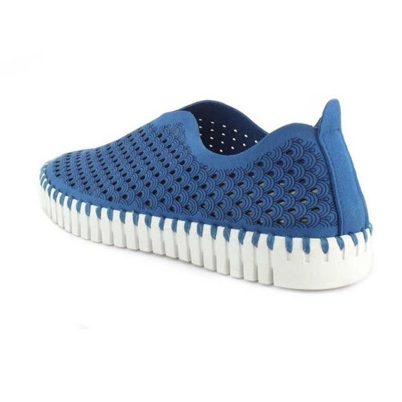 ILSE JACOBSEN HORNBAEK Women's Tulip 139 Flat | Slip-On | Low-Top (Direct Blue) - Picture 4 of 7